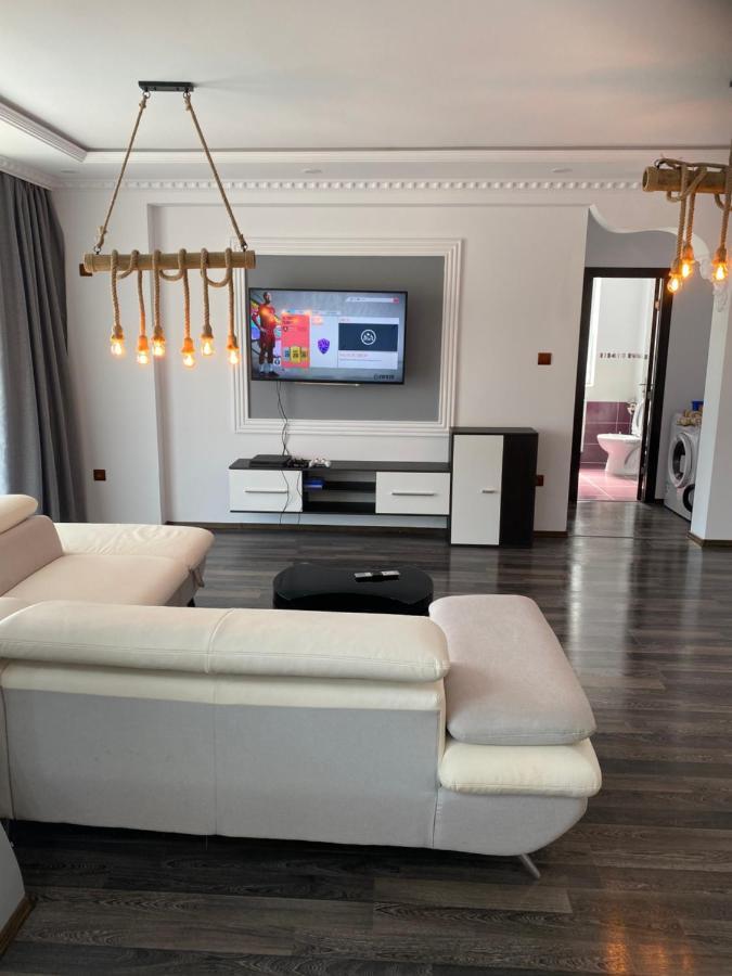 Luxury Apartment Satu Mare Exteriör bild
