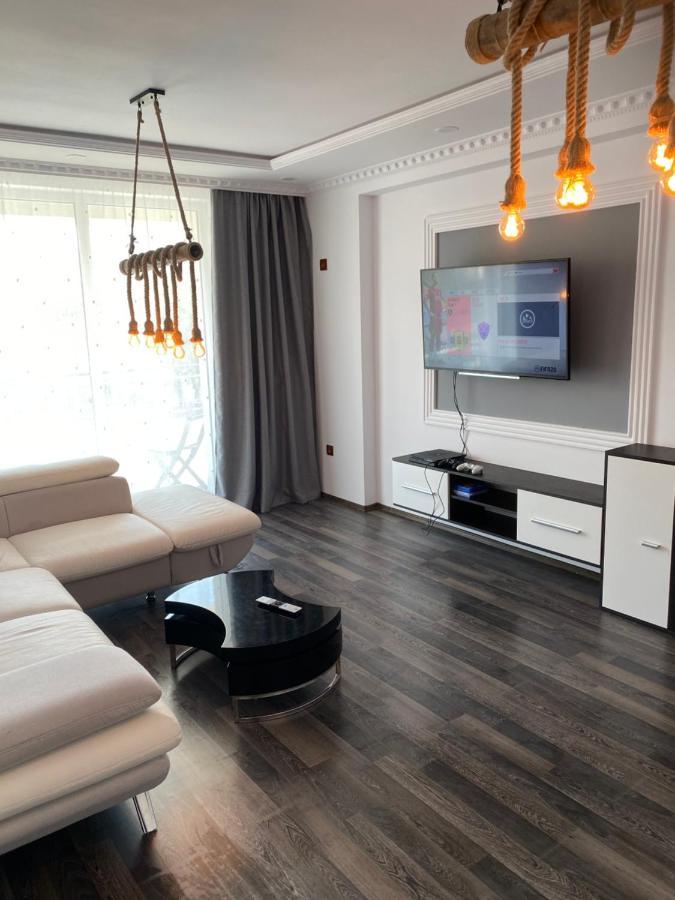 Luxury Apartment Satu Mare Exteriör bild